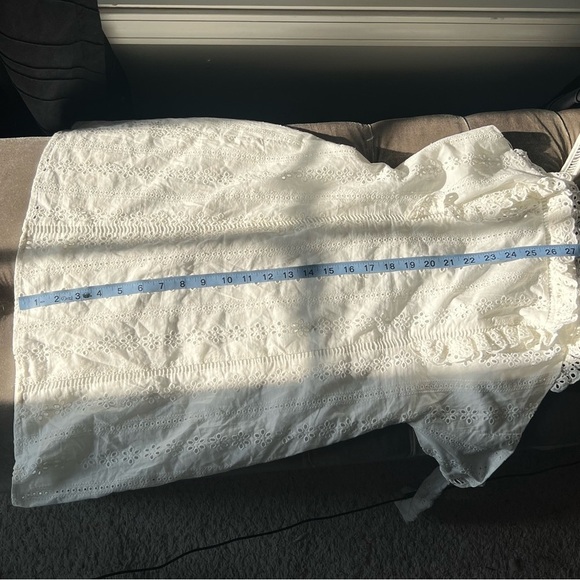 Finders keepers white eyelet lace open back mini dress women’s small - Picture 7 of 13